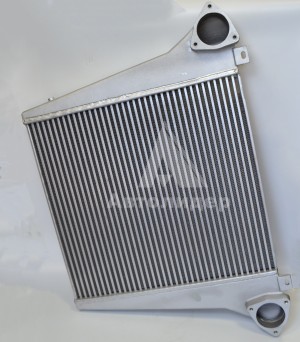Теплообменник воздушный (интеркуллер) "RADLINE" 6520-1170300