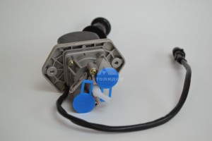 Кран ручного тормоза 2 вывода с датчиком 9617230640