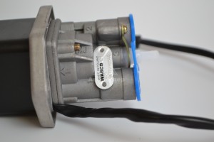 9617230640 Кран ручного тормоза 2 вывода с датчиком 9617230640