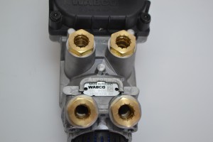 4800030330/4800030530 Кран тормозной (ножной ) на 5490 WABCO ОРИГИНАЛ 4800030330/4800030530