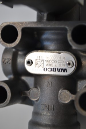 4640060020 Кран уровня пола WABCO ОРИГИНАЛ 4640060020