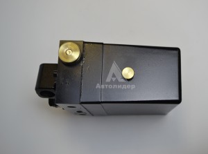 40.506.900к3 Насос подъема кабины 40.506.900к3