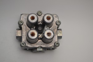 9347141100 Клапан MAN TGA защитный 4-х контурный WABCO ОРИГИНАЛ 9347141100