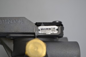 9710020400 Воздухораспределитель WABCO ОРИГИНАЛ 9710020400