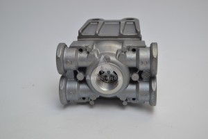 9735000510 Кран DAF SCANIA RENAULT быстрого растормаживания 12Bar (5 выходов) WABCO ОРИГИНАЛ 9735000510