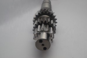 14-1701048 Вал промежуточный КПП 14-1701048