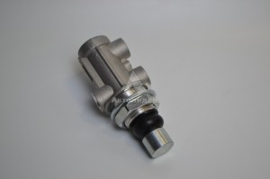 Кран аварийного растормаживания 100-3537110 RADLINE